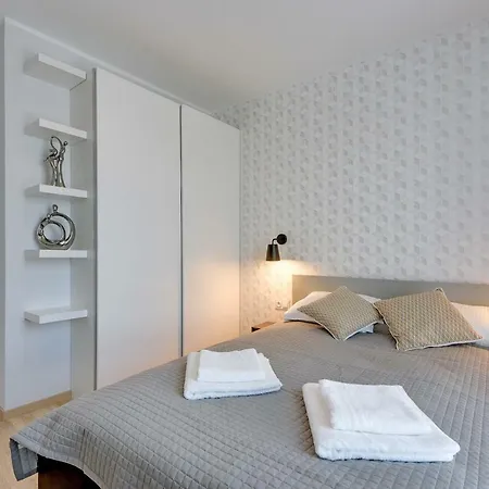 Apartament Centrum & Wellness アパート *